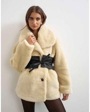 TOPSHOP Borgjas Met Riem Van Imitatieleer - Naturel