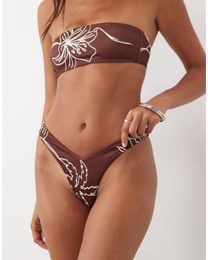 ASOS Brogan bikinihose mit v-ausschnitt und frechem schnitt - Braun