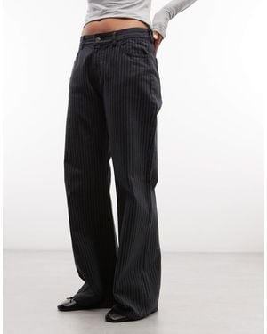 Weekday Leicht ausgestellte hose mit en streifen - Blau