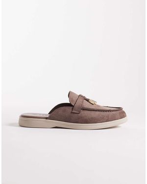 SEQWL Mules Estilo Mocasines Con Detalle De Borlas De Antelina De - Marrón