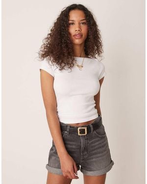 Gina Tricot Top Slim A Maniche Corte A Coste Con Scollo A Barchetta - Bianco
