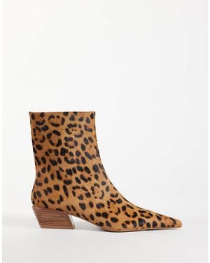 ASOS Bottines western rio à bout pointu imprimé léopard en cuir véritable - Marron