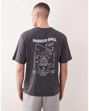 Only & Sons Oversized Fit T-Shirt With Mirror-Ball Cafe Back Print - Grey