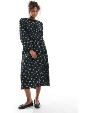 Wednesday's Girl Tie-detail Floral Plisse Midi Dress - Blue