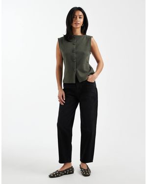 ASOS Asos Design Petite High Rise Relaxed Mom Jeans - Black