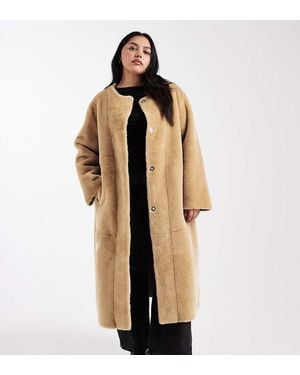 ASOS Abrigo Reforzado Sin Solapas De Pelo De Asos Design Curve - Neutro