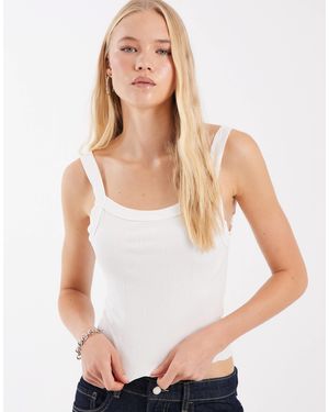 Free People Nahtloses tanktop mit u-ausschnitt - Weiß