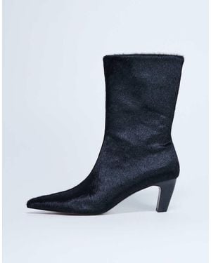 TOPSHOP Botines Negros Con Puntera Fina De Cuero Auténtico Con Acabado Efecto Pelo De Potro Poppy De - Azul