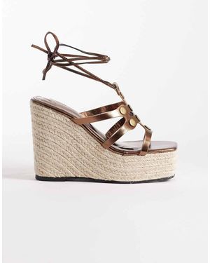 Public Desire Sandalias Estilo Alpargata Con Cuña Dorothy De - Metálico