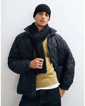 ASOS Set Berretto A Coste E Sciarpa - Blu