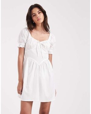 Wednesday's Girl Wednesdays Girl V Front Short Sleeved Mini Dress - White