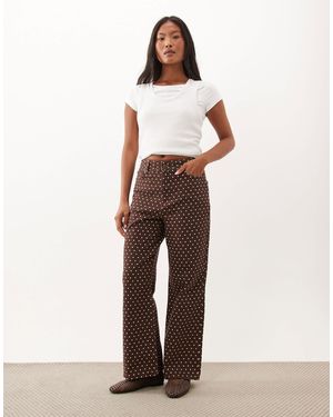 New Look Wide-leg-jeans mit braunem punktemuster - Natur