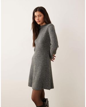 Y.A.S Robe courte en maille côtelée - Gris