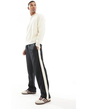 Jack & Jones Karl Fit Loose Fit Sweat Trousers With Side Stripe - White