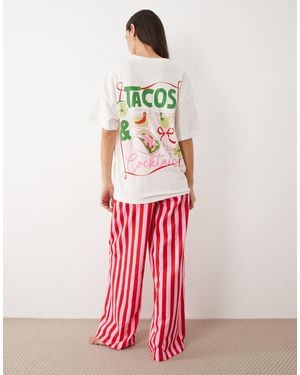 ASOS – pyjama aus kurzärmligem oberteil mit "tacos"-print und hose - Rot