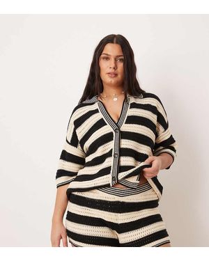 ASOS Top Playero A Rayas Monocromáticas Abotonado De Punto Sally De Asos Design Curve (Parte De Un Conjunto) - Negro