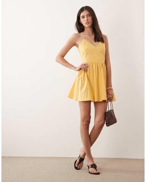 Nobody's Child Jenna Linen Blend Scallop Edge V-neck Cross Back Detail Cami Mini Dress - Yellow