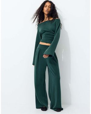 Stradivarius Asymmetrische Cropped Sweatshirt - Groen