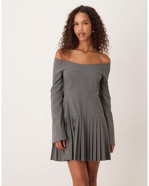 ASOS – langärmliges minikleid - Grau