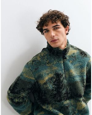 ASOS Relaxed borg-fleece mit viertelreißverschluss und landschaftsprint - Grün