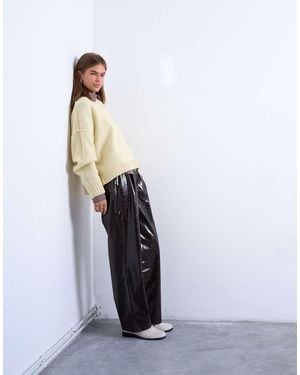 TOPSHOP High Shine High Waist Faux Leather Pleated Straight Leg Trouser - White