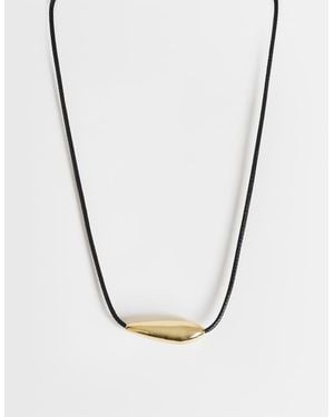 TOPSHOP Octavia Collar Length Necklace - Metallic