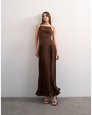 TOPSHOP Premium Pleated High Godets Maxi Dress - Brown