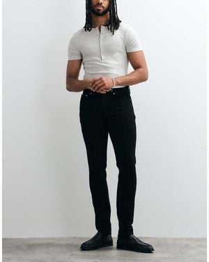 Calvin Klein Vaqueros Pitillo Clásicos En - Gris