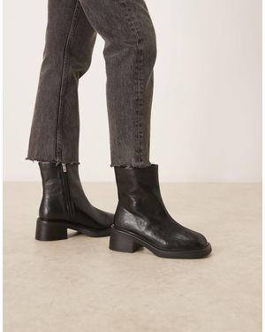 Raid Wide Fit Eabha Chelsea Boots - Black