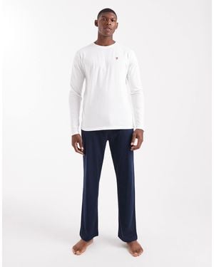 Farah Long Sleeve Logo T-Shirt And Branded Jacquard Waistband Lounge Bottoms Set - White