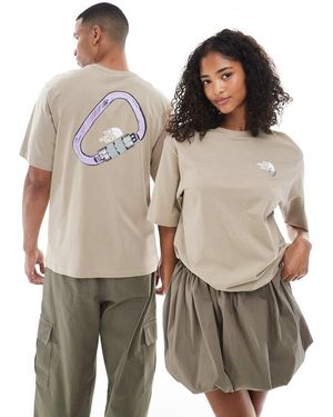 The North Face Explore Carabiner Unisex Relaxed Backprint T-shirt - Brown