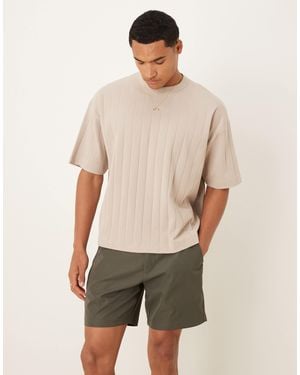 Abercrombie & Fitch 7"" Tailo Shorts - Natural