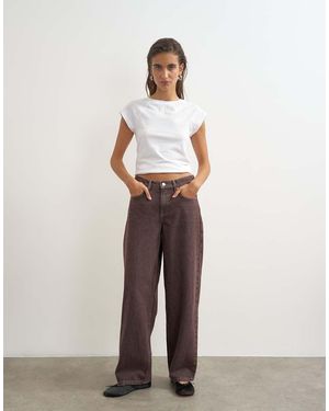 TOPSHOP Jeans Comodi A Vita Bassa Color Cioccolato Con Cinturino - Bianco