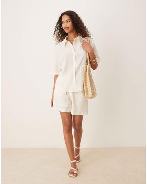 Aware Short d'ensemble décontracté en tissu texturé - Neutre