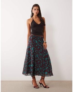 ASOS Falda Midi De Malla Flocada Con Estampado Floral En Ciruela Y Azul-Multi - Multicolor