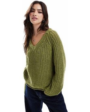 Stradivarius Chunky V Neck Jumper - Green