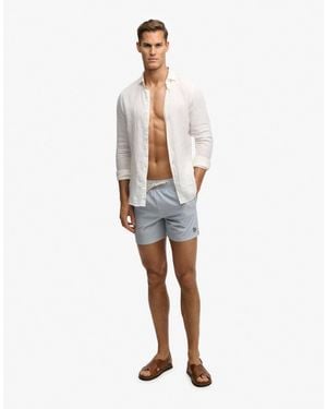 Superdry – badeshorts aus seersucker - Weiß