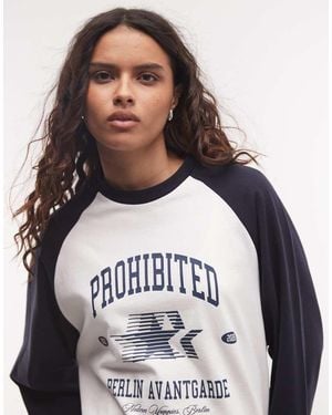 Prohibited Camiseta Raglán De Manga Larga Vanguardista En - Blanco
