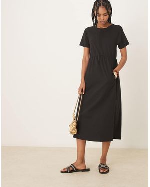 Threadbare Vestido Midi De Manga Corta Con Bolsillos De Punto Liso De - Negro