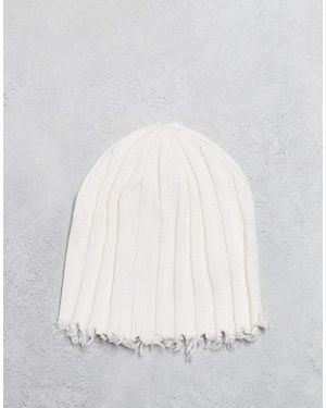 Collusion Unisex Cable Knit Raw Hem Beanie - White
