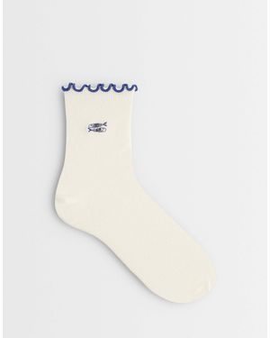 ASOS Frill Edge Ankle Socks With Sardine Embroidery - Natural