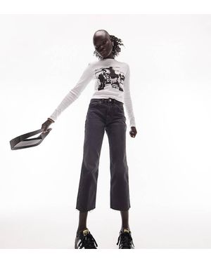 Topshop Unique Vaqueros Negros De Talle Medio Y Corte Recto Con Bajos Sin Rematar De
