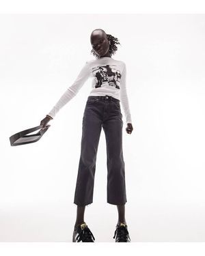 Topshop Unique Vaqueros Negros De Talle Medio Y Corte Recto Con Bajos Sin Rematar De