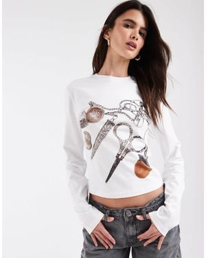 Muse Assembly Graphic Victoria Long Sleeve Top - White
