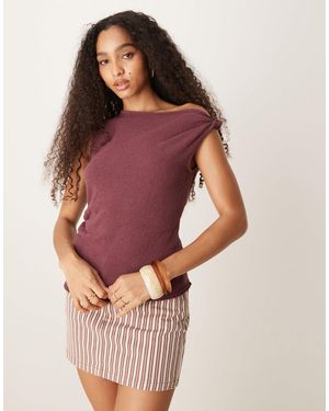 ASOS – drapiertes, asymmetrisches one-shoulder-strickoberteil - Lila