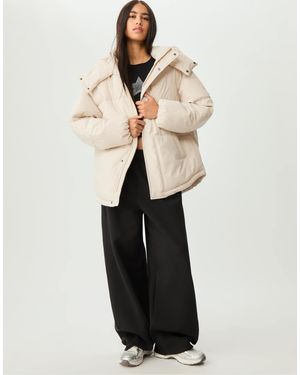 Stradivarius – oversize-steppjacke - Weiß