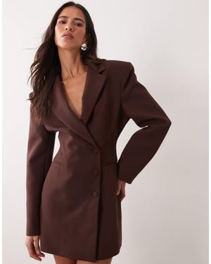 Miss Selfridge Blazerkleid mit betonten schultern und taillierung - Braun