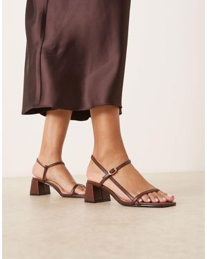 Glamorous Low Block Heeled Sandals - Brown