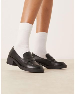 Raid Aarya Loafers - Natural
