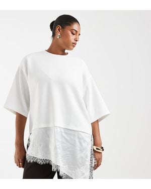 Vero Moda Camiseta Extragrande Asimétrica Con Ribete De Encaje En Blanco